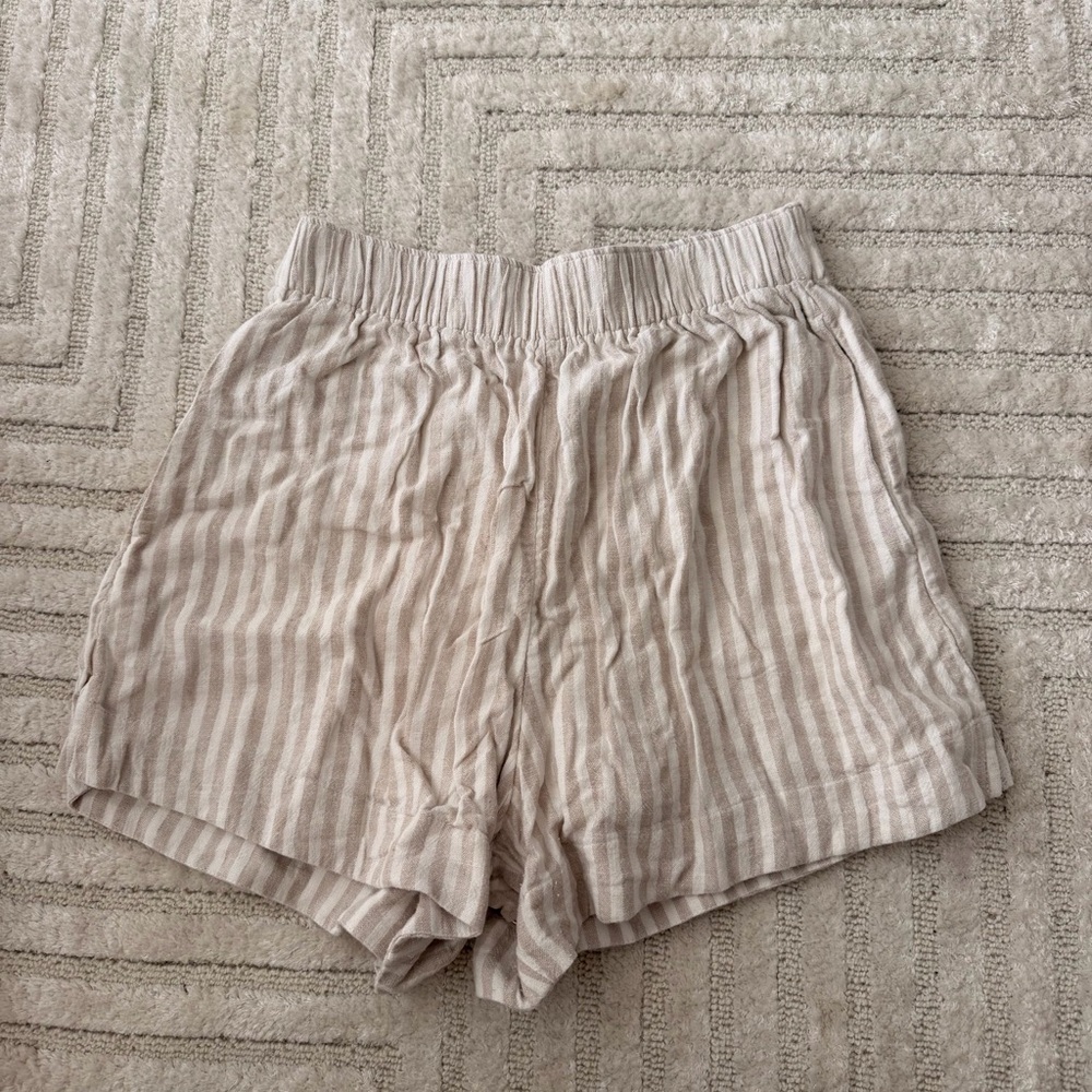 Abercrombie and Fitch Women's Striped Tan Shorts